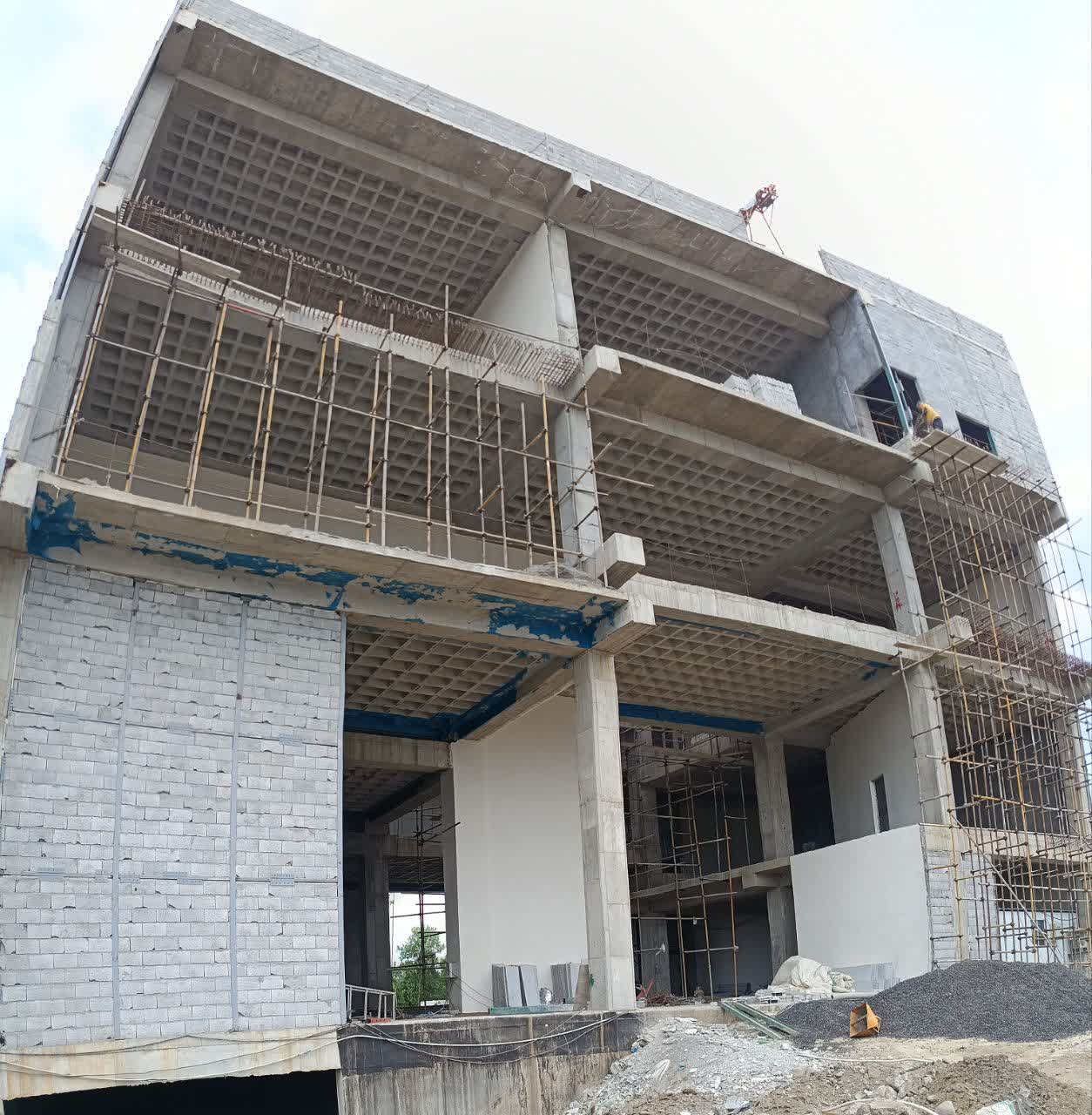 اجرای کاشت میلگرد